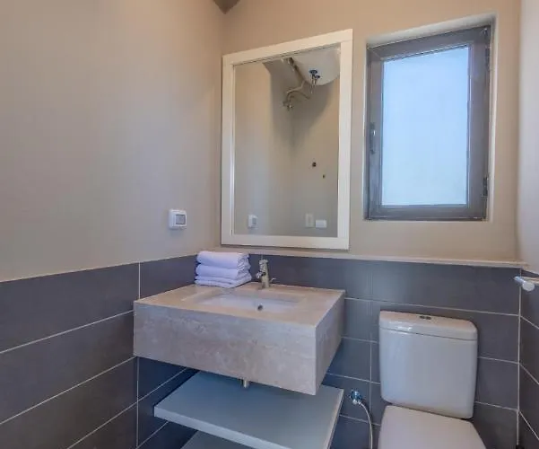 Villa Light-filled 4-bedroom In Tawila, El Gouna. Jacuzzi&lagoon *