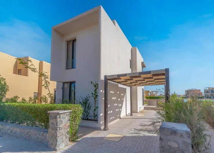 Villa Light-filled 4-bedroom In Tawila, El Gouna. Jacuzzi&lagoon *