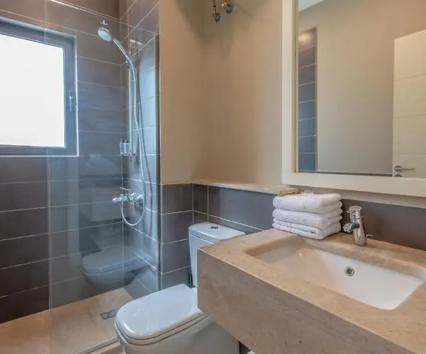 Light-filled 4-bedroom In Tawila, El Gouna. Jacuzzi&lagoon Villa Hurghada